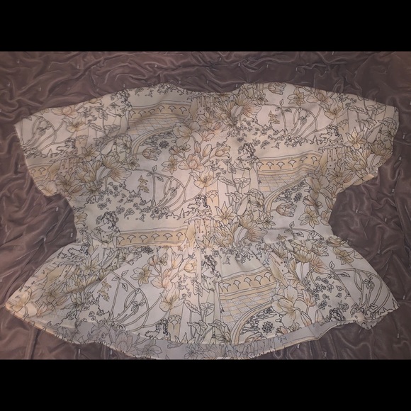 Pretty top - Picture 7 of 7